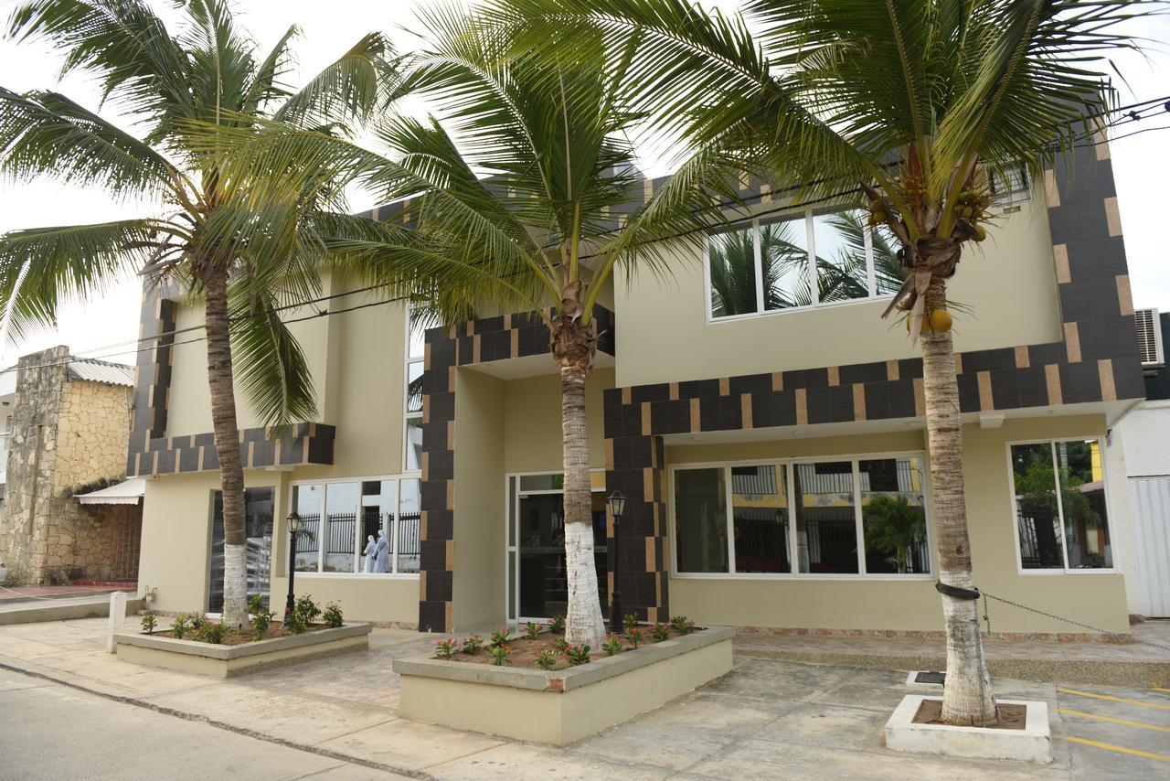 Hotel El Emigrante ปูแอร์โตโคลอมเบีย ภายนอก รูปภาพ